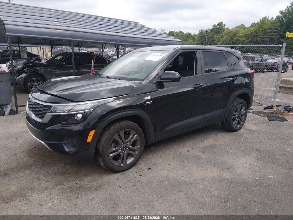 KNDEPCAA4M7045952 2021 KIA SELTOS photo no. 2