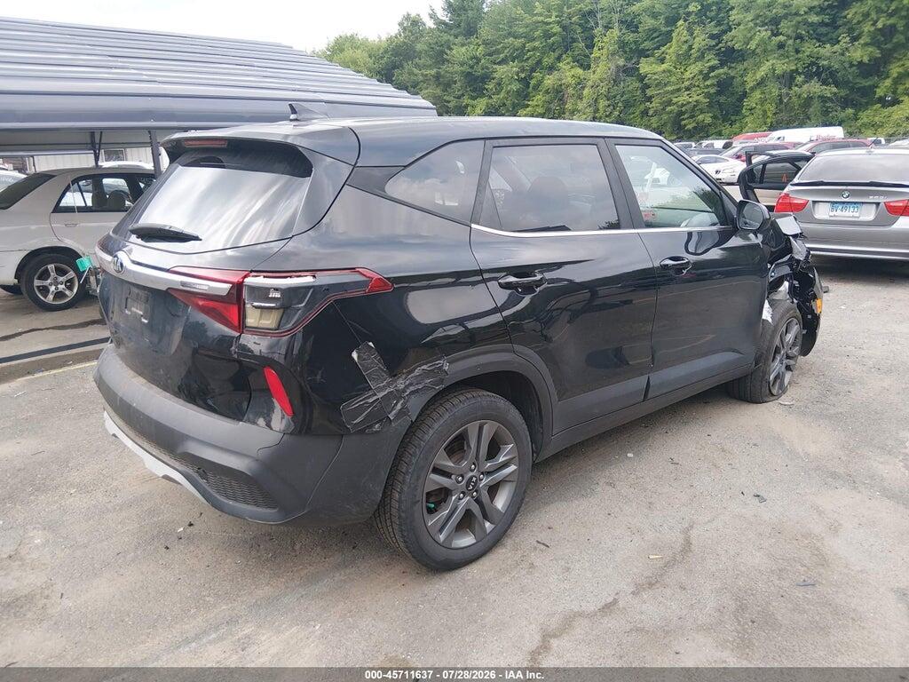 KNDEPCAA4M7045952 2021 KIA SELTOS photo no. 4