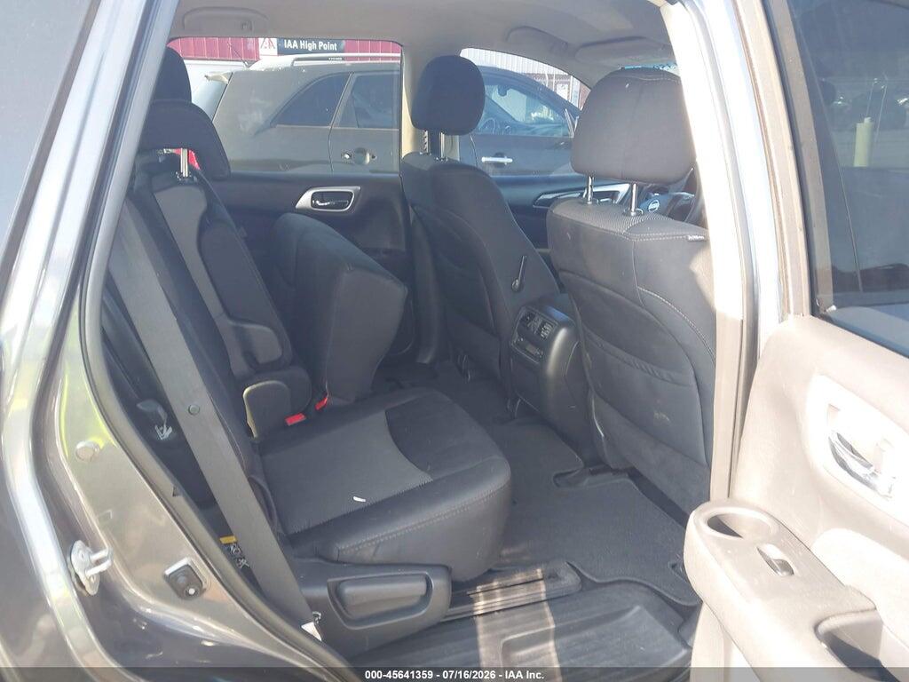 5N1DR2MM9HC694760 2017 NISSAN PATHFINDER photo no. 8