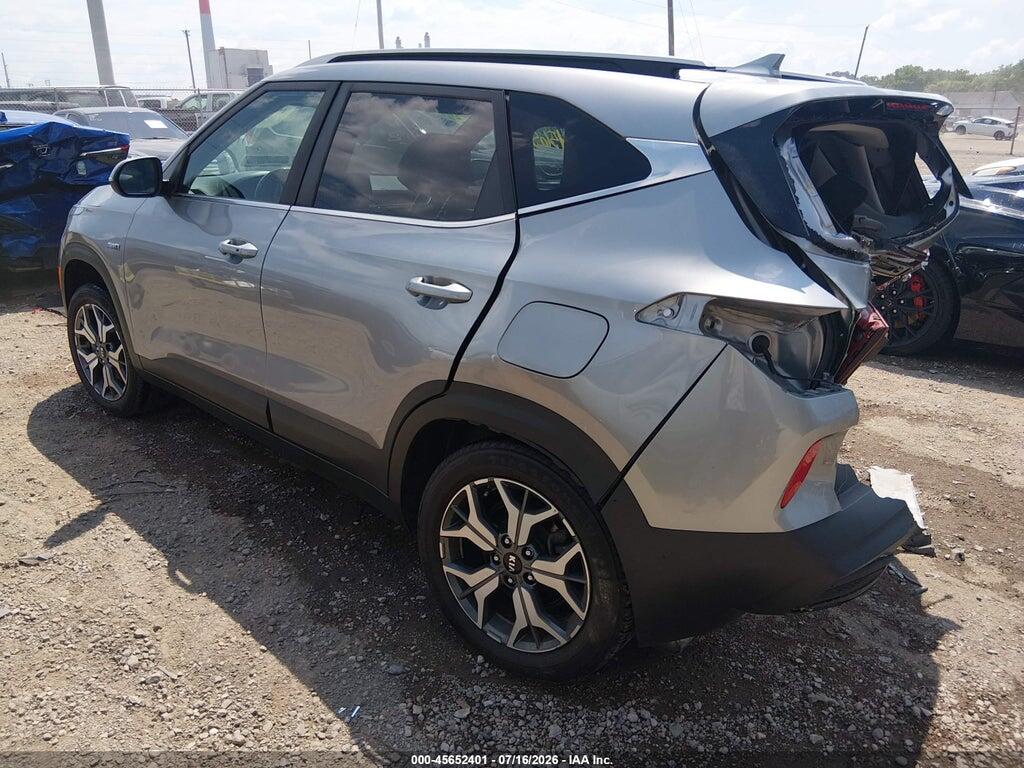 KNDERCAA6M7044148 2021 KIA SELTOS photo no. 3
