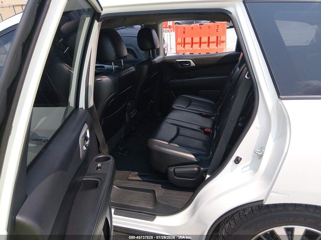 5N1DR2MMXHC667809 2017 NISSAN PATHFINDER photo no. 8