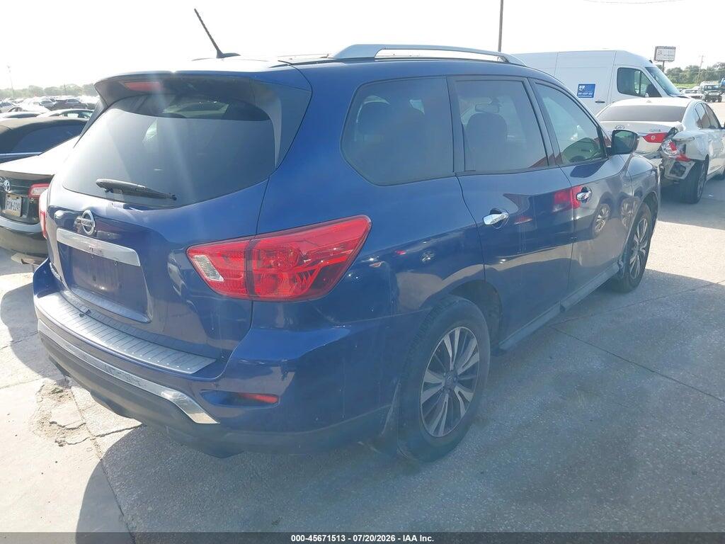 5N1DR2MN2HC611307 2017 NISSAN PATHFINDER photo no. 4
