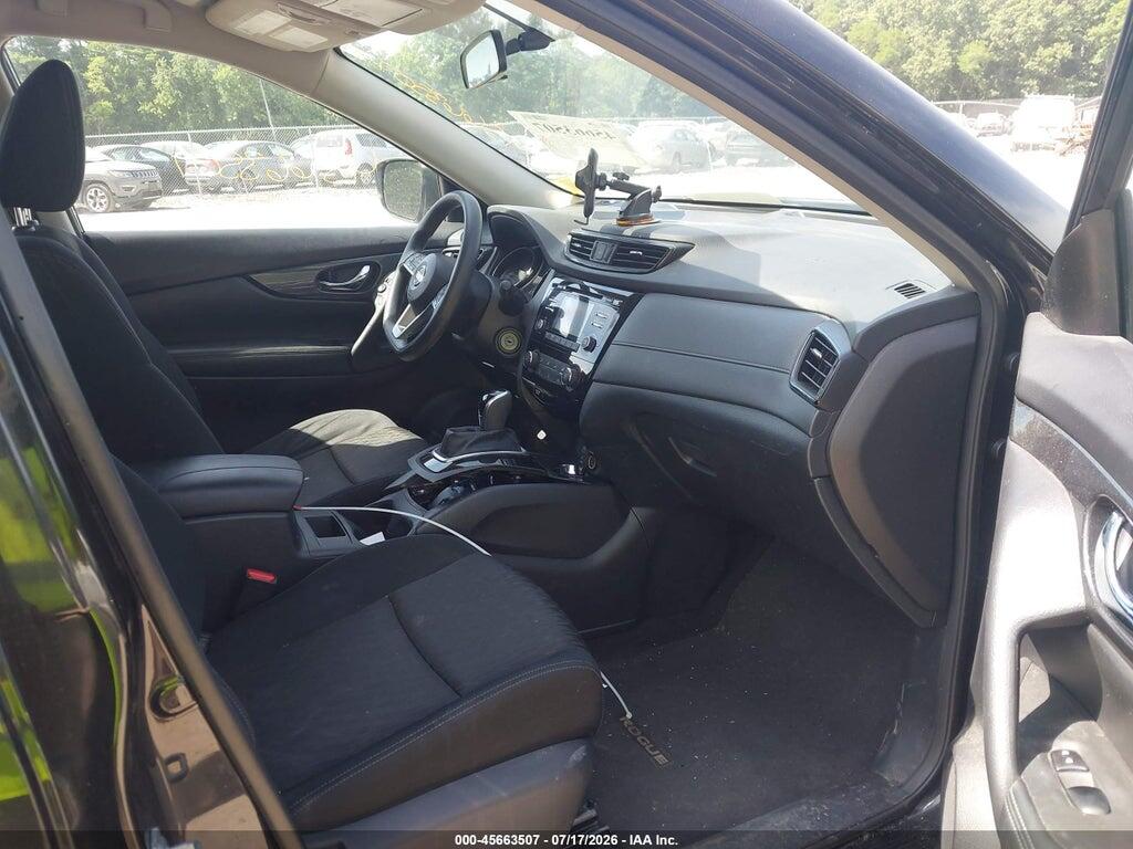 KNMAT2MV2HP561008 2017 NISSAN ROGUE photo no. 5