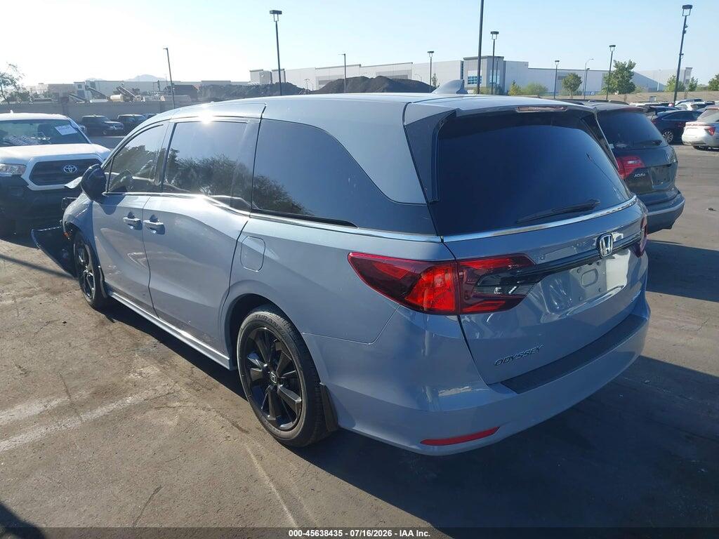 5FNRL6H72RB072853 2024 HONDA ODYSSEY photo no. 3