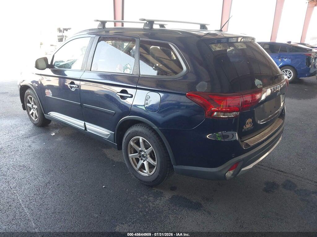 JA4AD3A33GZ019015 2016 MITSUBISHI OUTLANDER photo no. 3
