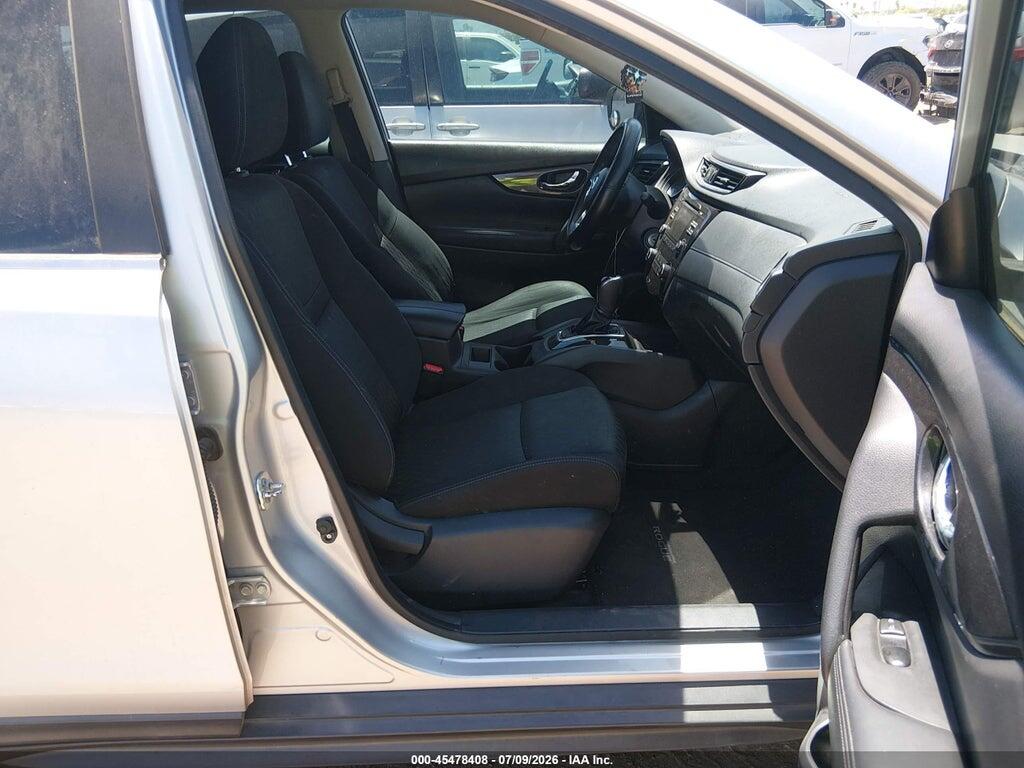 KNMAT2MT5HP532925 2017 NISSAN ROGUE photo no. 5