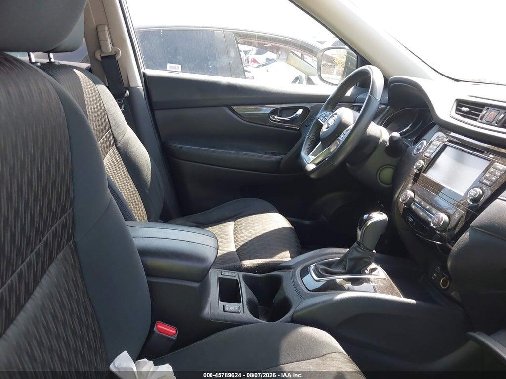5N1AT2MT0HC874396 2017 NISSAN ROGUE photo no. 5