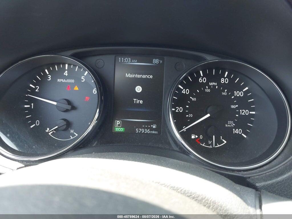 5N1AT2MT0HC874396 2017 NISSAN ROGUE photo no. 7