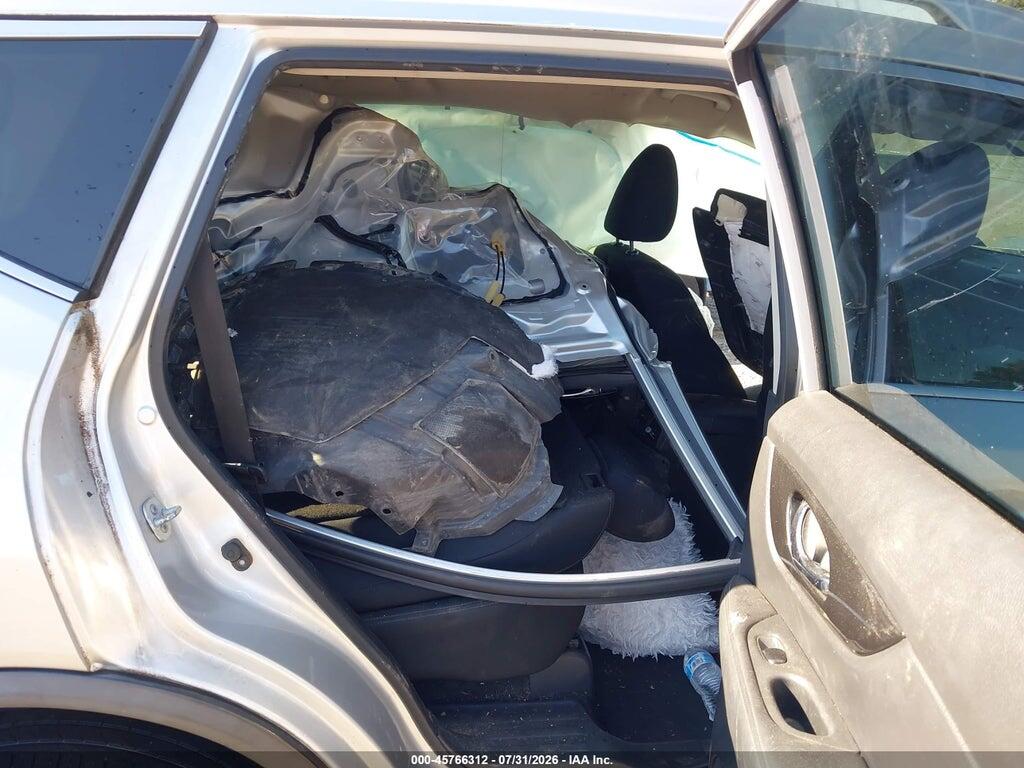 KNMAT2MT6HP504972 2017 NISSAN ROGUE photo no. 8