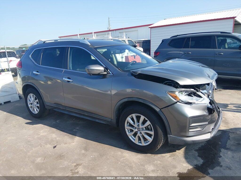 KNMAT2MT5HP568453 2017 NISSAN ROGUE photo no. 1