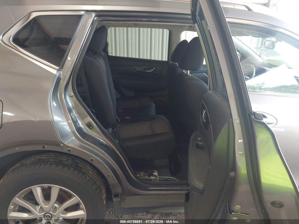KNMAT2MVXHP515247 2017 NISSAN ROGUE photo no. 8
