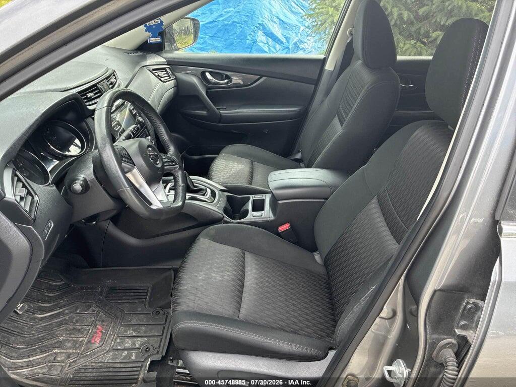 KNMAT2MV5HP579468 2017 NISSAN ROGUE photo no. 5