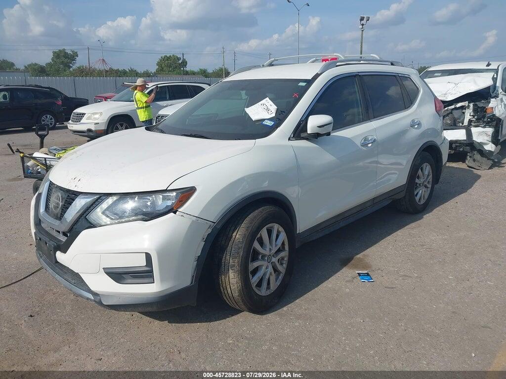 5N1AT2MT1HC879767 2017 NISSAN ROGUE photo no. 2