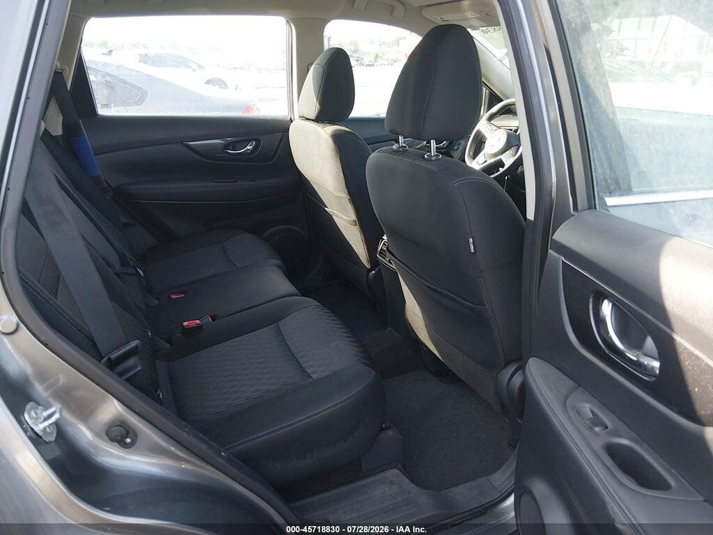 KNMAT2MV9HP572149 2017 NISSAN ROGUE photo no. 8