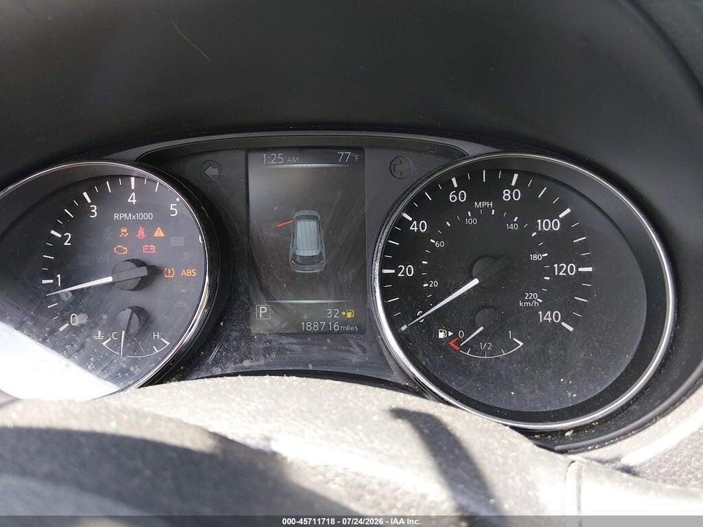 KNMAT2MVXHP549527 2017 NISSAN ROGUE photo no. 7