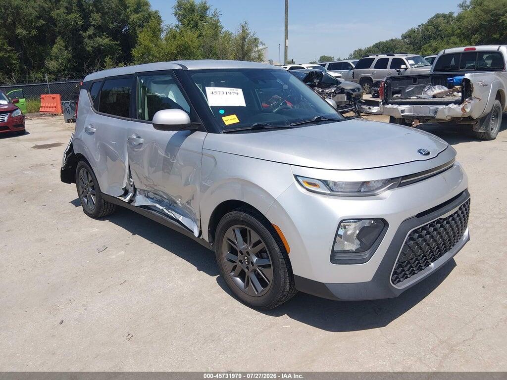 KNDJ23AU0M7796005 2021 KIA SOUL photo no. 1