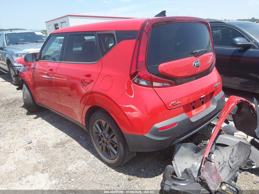 KNDJ33AU2M7763004 2021 KIA SOUL photo no. 3