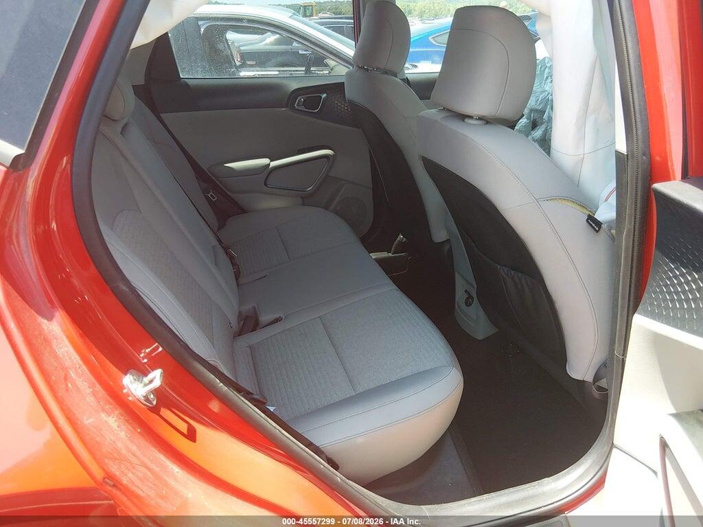 KNDJ33AU2M7763004 2021 KIA SOUL photo no. 8