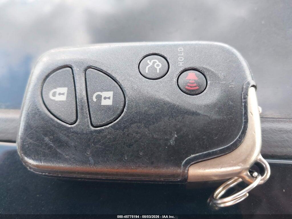 JTHCF5C21B5047676 2011 LEXUS IS 250 photo no. 11