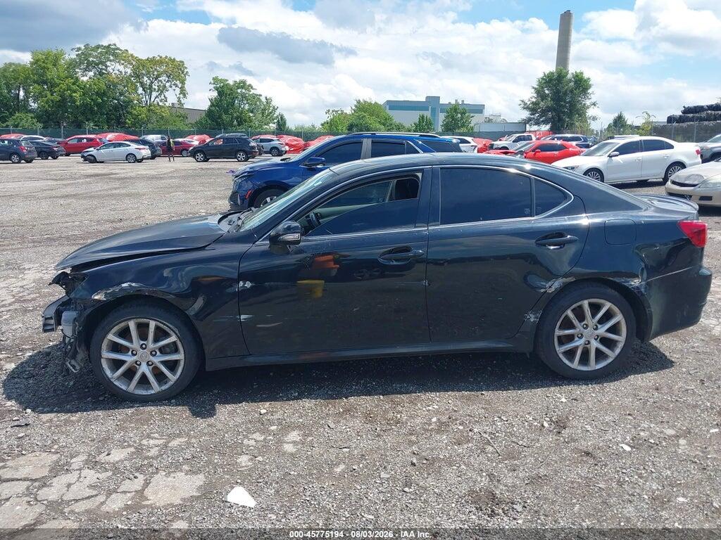 JTHCF5C21B5047676 2011 LEXUS IS 250 photo no. 6