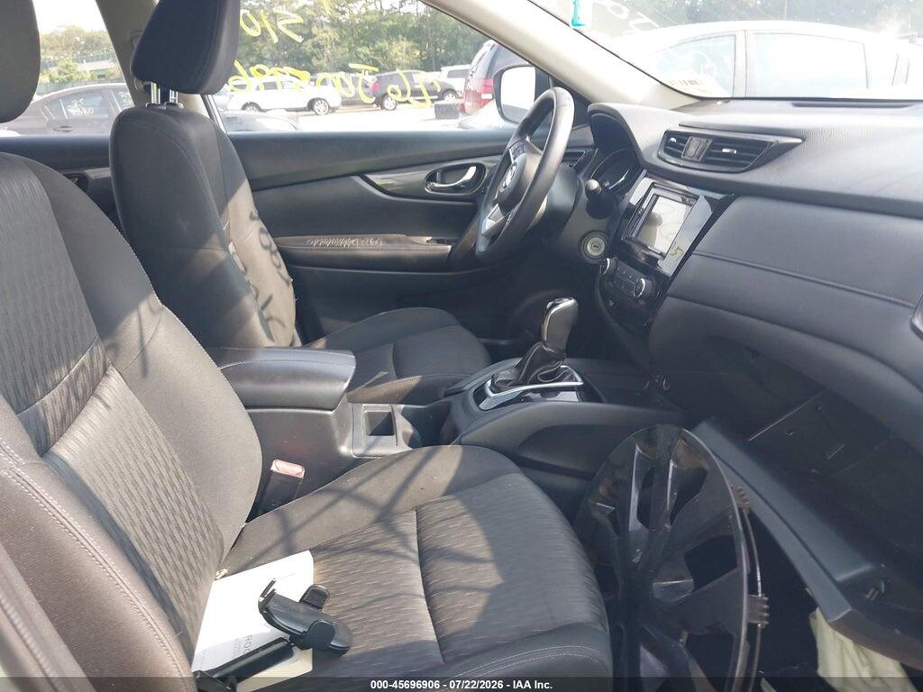 KNMAT2MTXHP509883 2017 NISSAN ROGUE photo no. 5