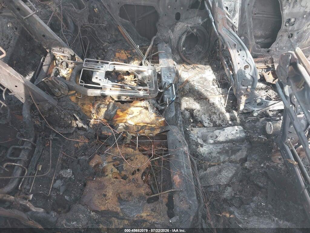 KNMAT2MT1HP501168 2017 NISSAN ROGUE photo no. 8