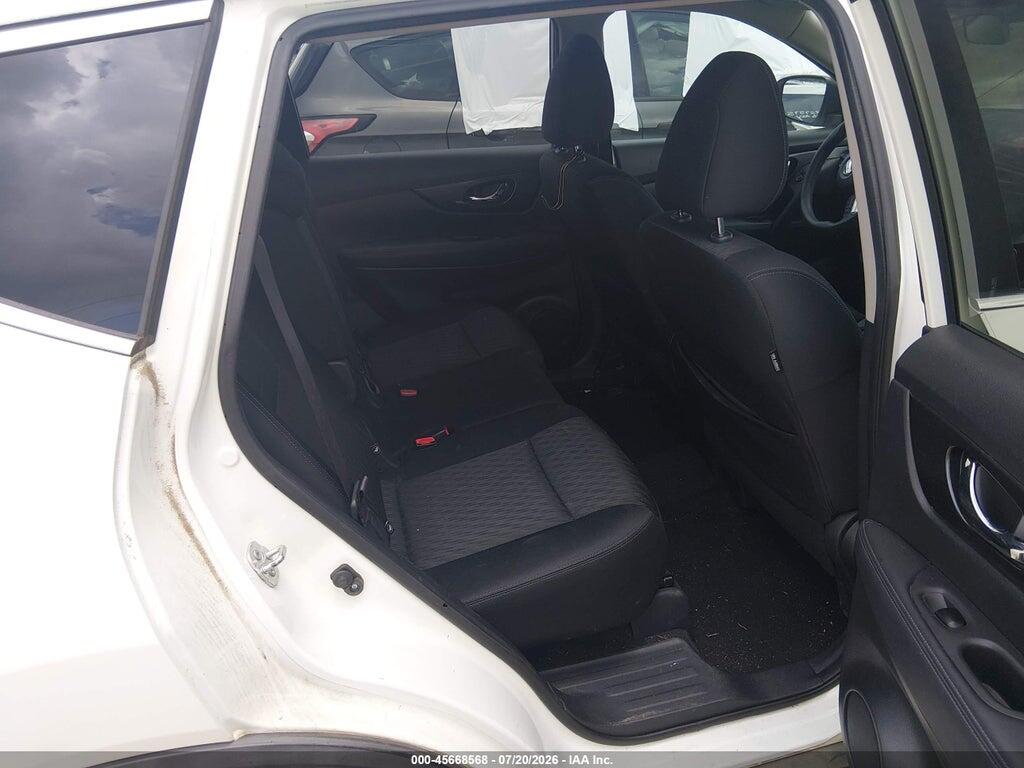 KNMAT2MT1HP555375 2017 NISSAN ROGUE photo no. 8