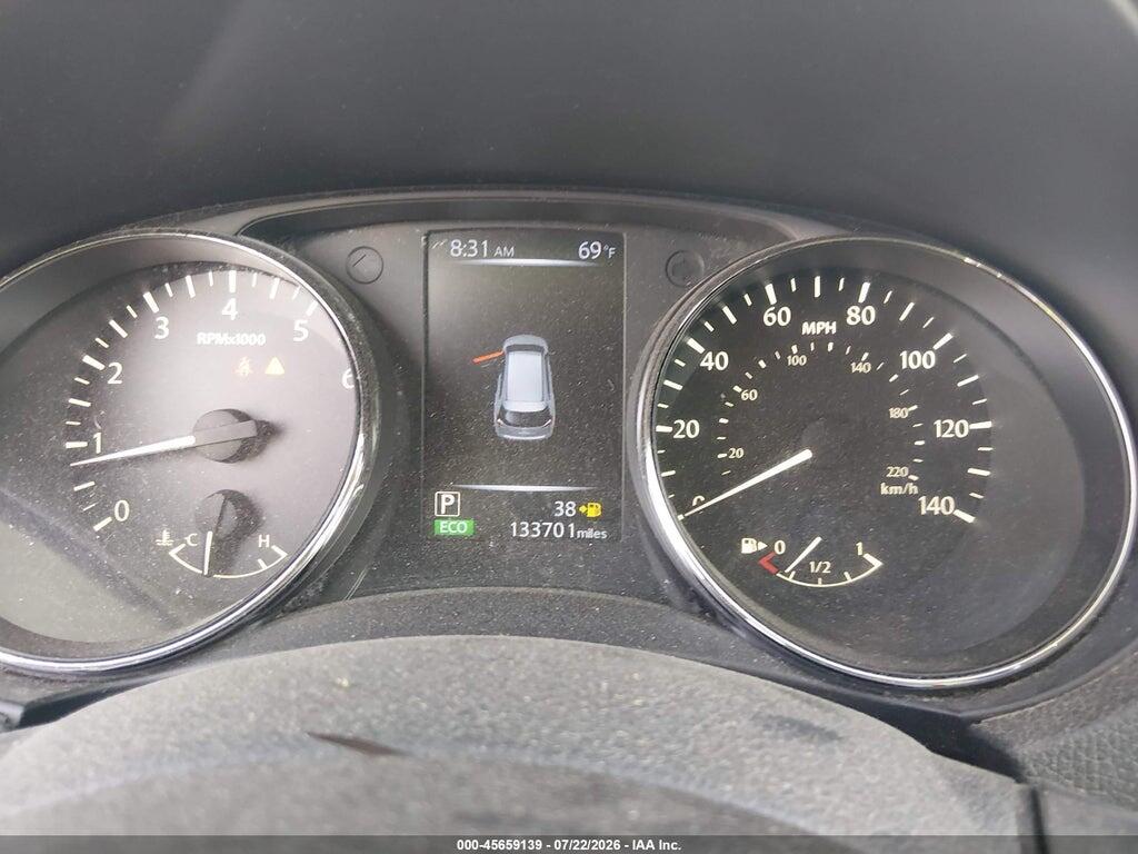 5N1AT2MV4HC817829 2017 NISSAN ROGUE photo no. 7