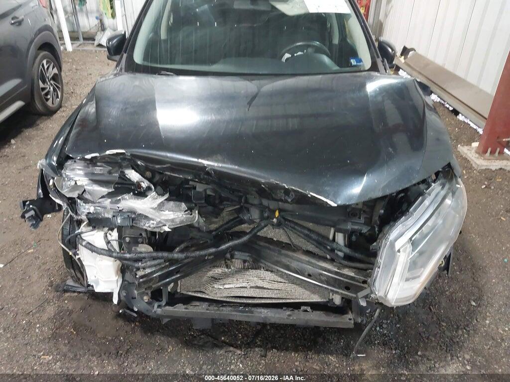 KNMAT2MT5HP517986 2017 NISSAN ROGUE photo no. 10