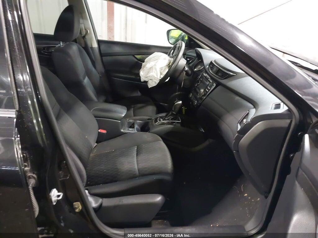 KNMAT2MT5HP517986 2017 NISSAN ROGUE photo no. 5