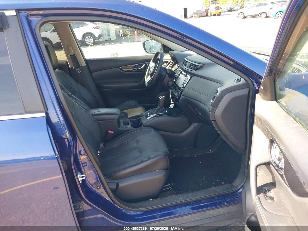 5N1AT2MT7HC888666 2017 NISSAN ROGUE photo no. 5