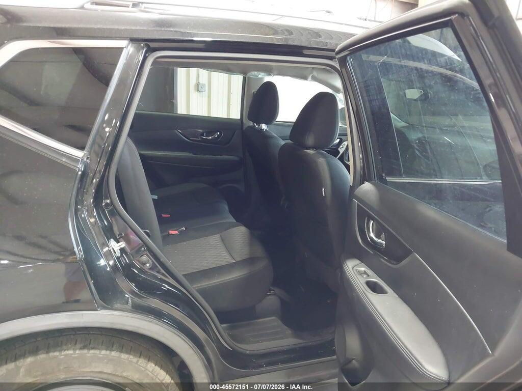 KNMAT2MV2HP581436 2017 NISSAN ROGUE photo no. 8