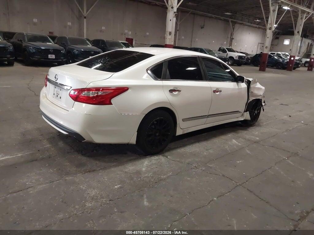 1N4AL3AP2GC110555 2016 NISSAN ALTIMA photo no. 4