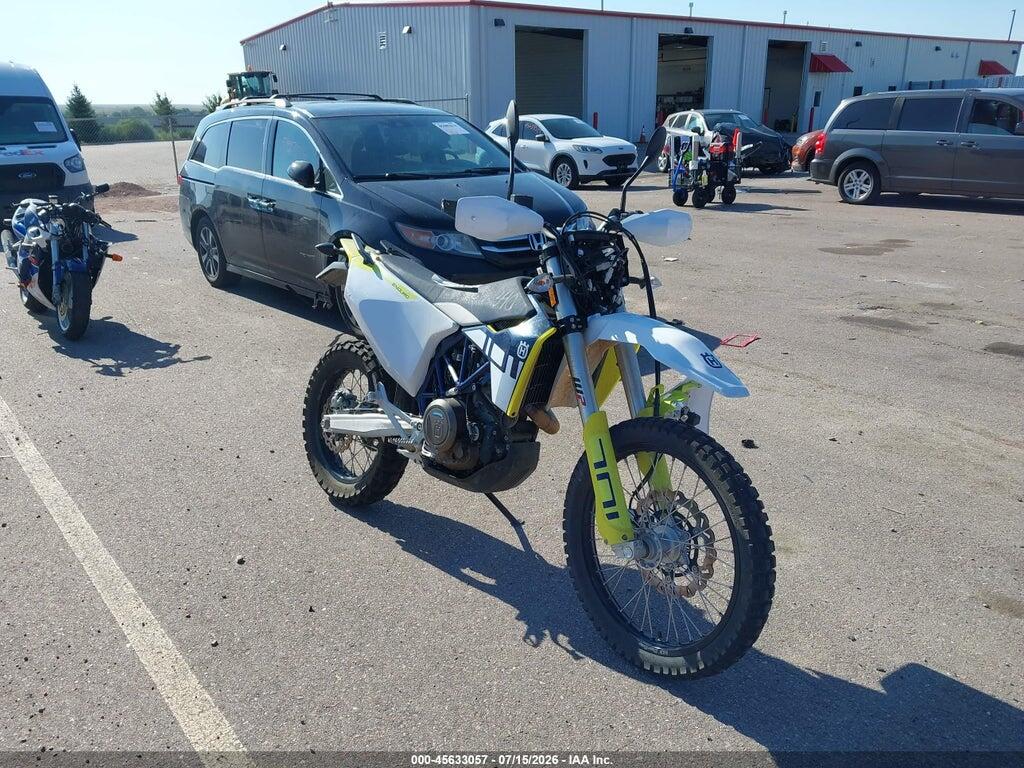 2024 HUSQVARNA 701 ENDURO VBKUEV408RM765116