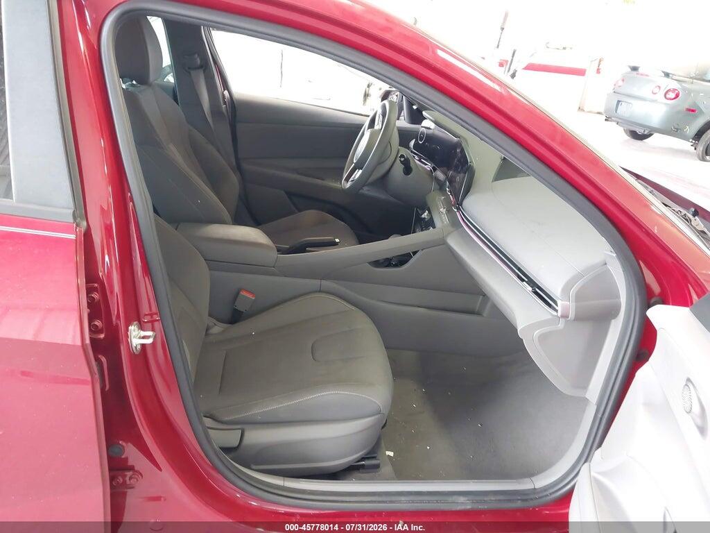 KMHLM4DG4RU830613 2024 HYUNDAI ELANTRA photo no. 5