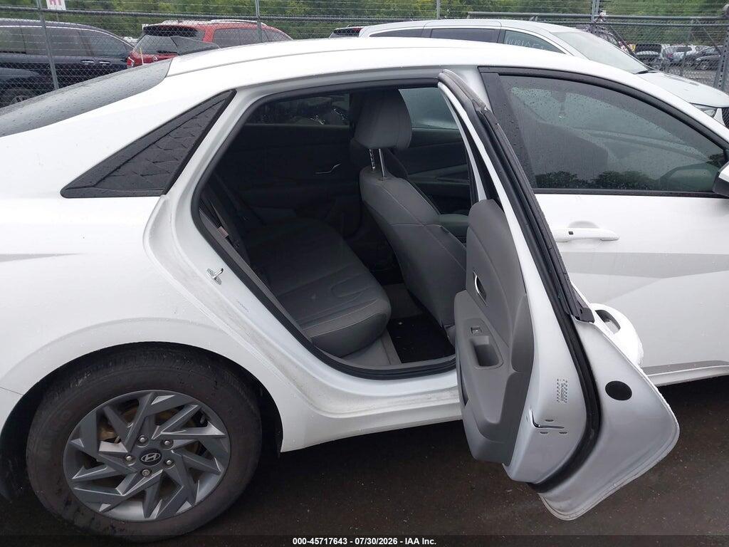 KMHLM4DG5RU683329 2024 HYUNDAI ELANTRA photo no. 8