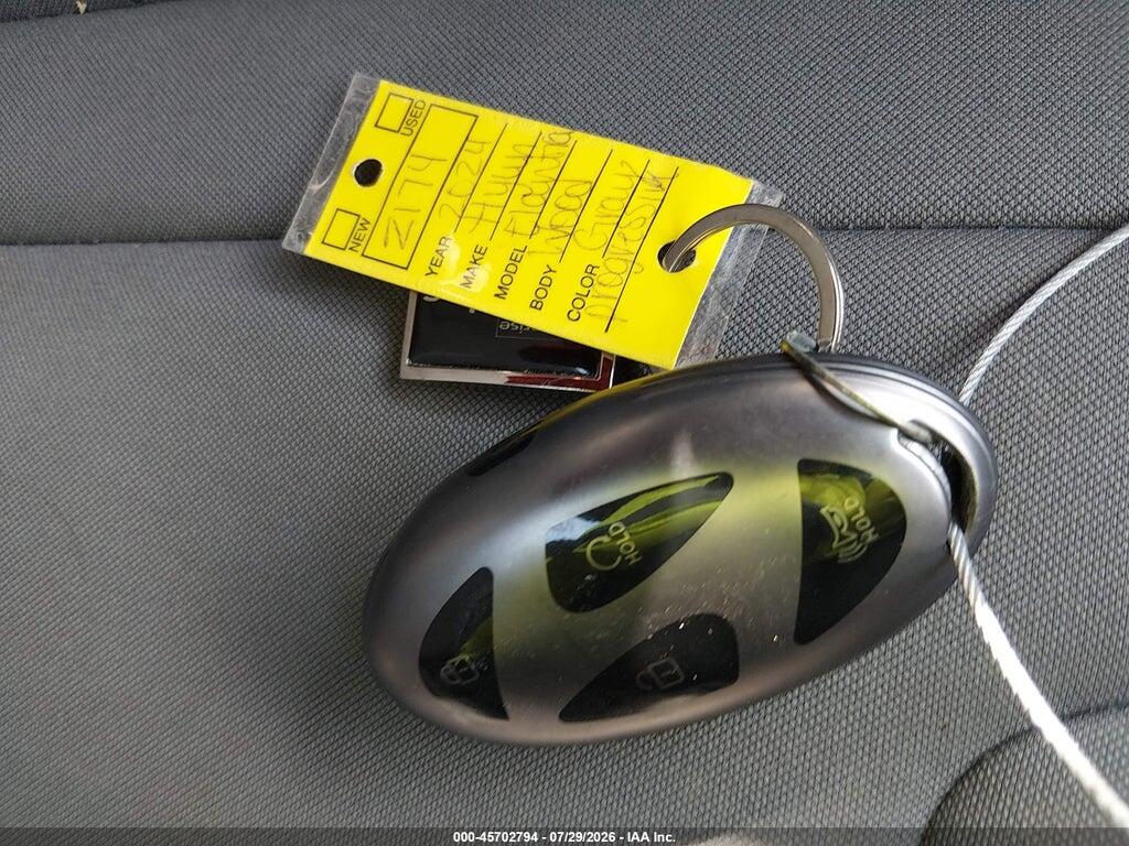 KMHLM4DG4RU658938 2024 HYUNDAI ELANTRA photo no. 11