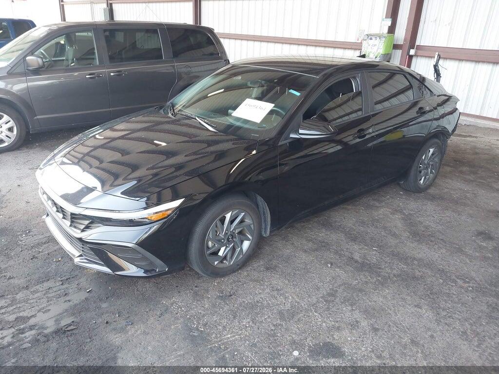 KMHLM4DG0RU828485 2024 HYUNDAI ELANTRA photo no. 2