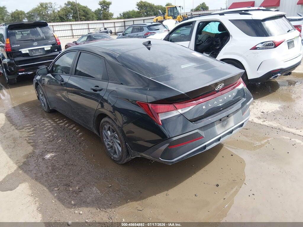 KMHLM4DG7RU697166 2024 HYUNDAI ELANTRA photo no. 3