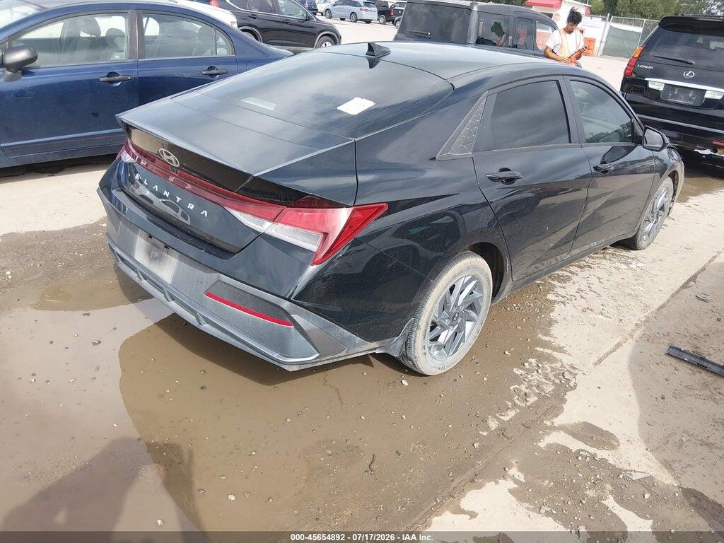KMHLM4DG7RU697166 2024 HYUNDAI ELANTRA photo no. 4