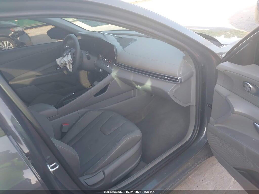 KMHLM4DG9RU693667 2024 HYUNDAI ELANTRA photo no. 5