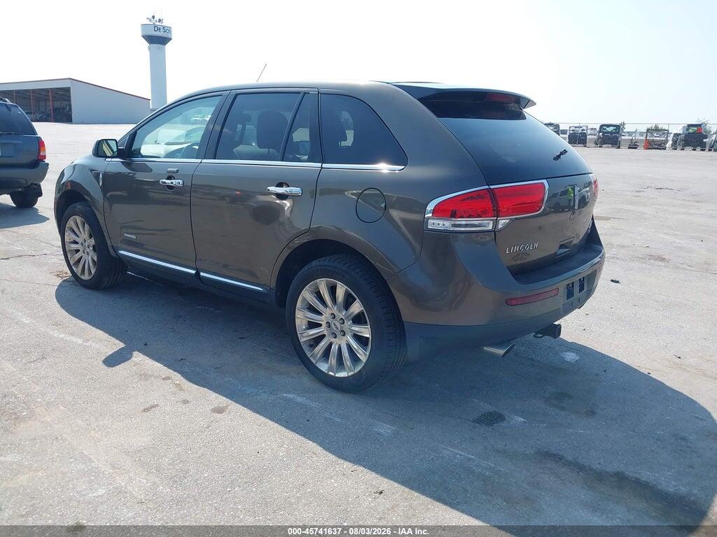 2LMDJ8JK2BBJ18095 2011 LINCOLN MKX photo no. 3