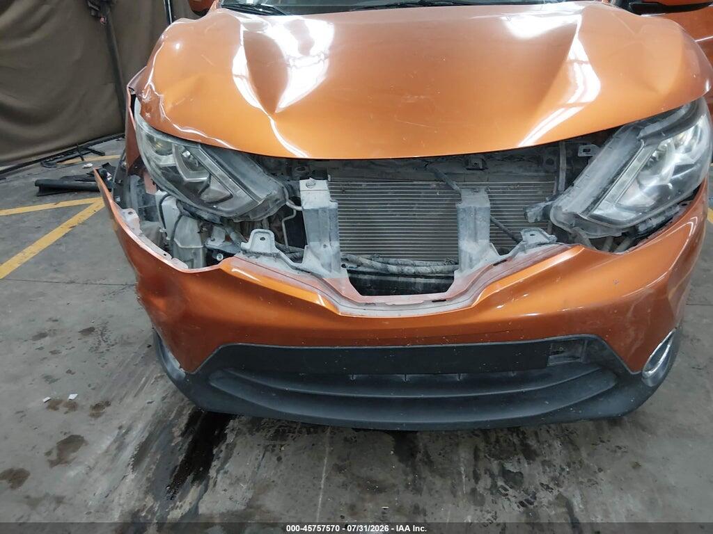 JN1BJ1CP8HW001753 2017 NISSAN ROGUE SPORT photo no. 6