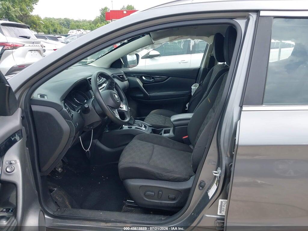 JN1BJ1CR3HW117699 2017 NISSAN ROGUE SPORT photo no. 5