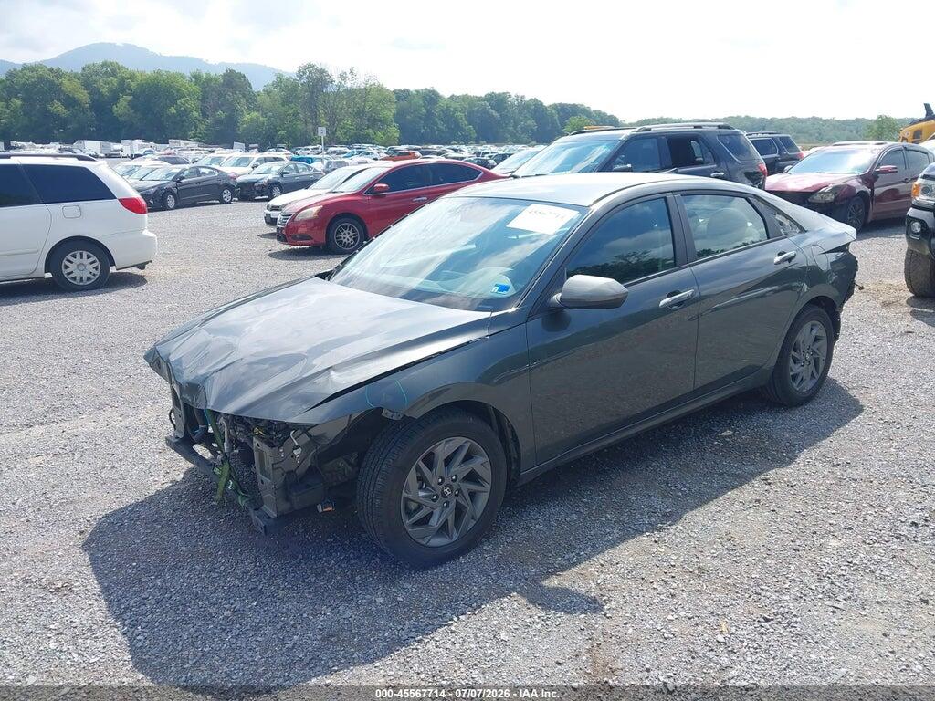KMHLM4DG1RU656869 2024 HYUNDAI ELANTRA photo no. 2