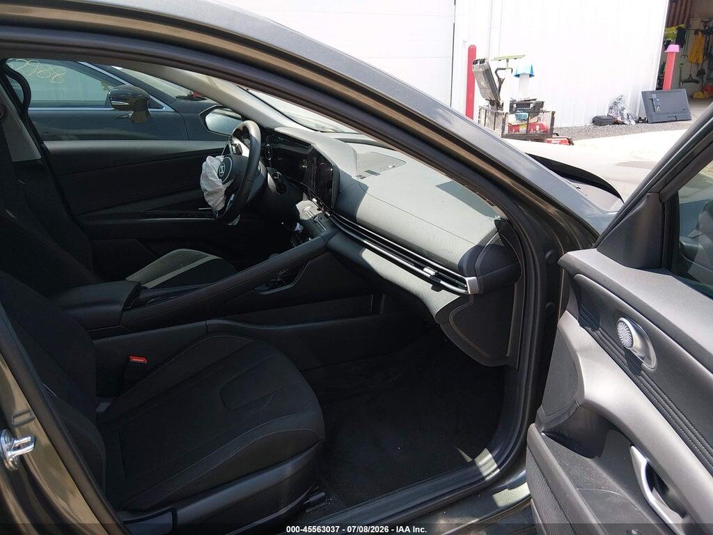 KMHLS4DG2RU779683 2024 HYUNDAI ELANTRA photo no. 5