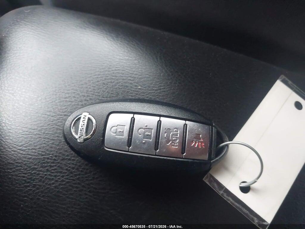 3N1AB7AP9HY320487 2017 NISSAN SENTRA photo no. 11