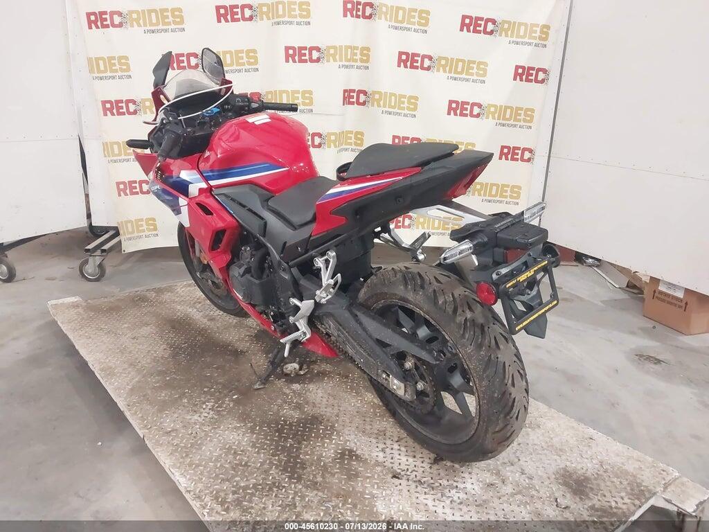 MLHPC7056S5101931 2025 HONDA CBR500 photo no. 3