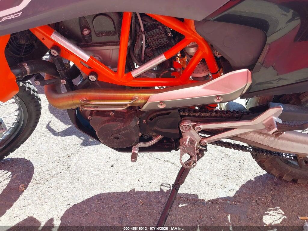 VBKLEV409MM709545 2021 KTM 690 photo no. 9