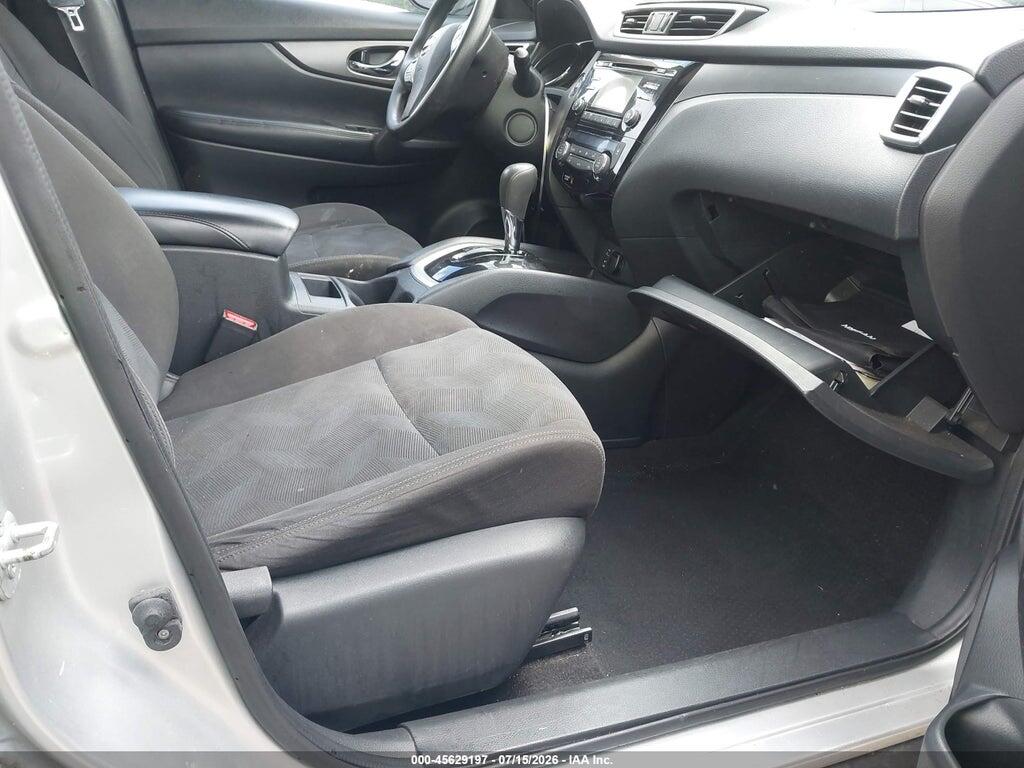 KNMAT2MV2GP708877 2016 NISSAN ROGUE photo no. 5